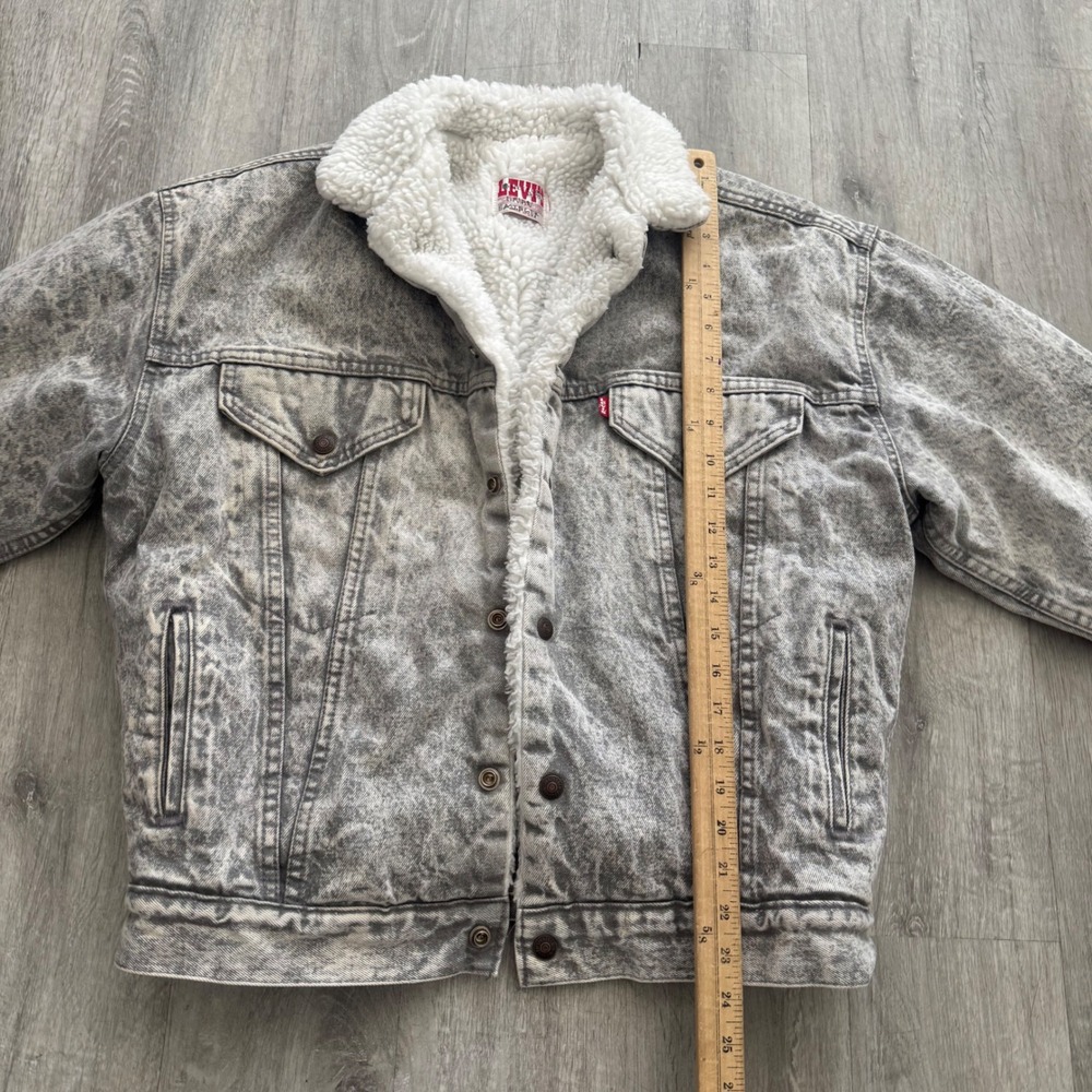 Levis Vintage Sherpa Lined Denim Trucker Jacket Grey Acid Wash Made in USA XL - Picture 4 of 8